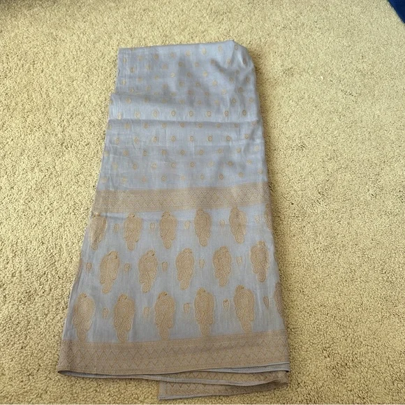 Pakistani 3piece banarsi lawn dress - Picture 4 of 7